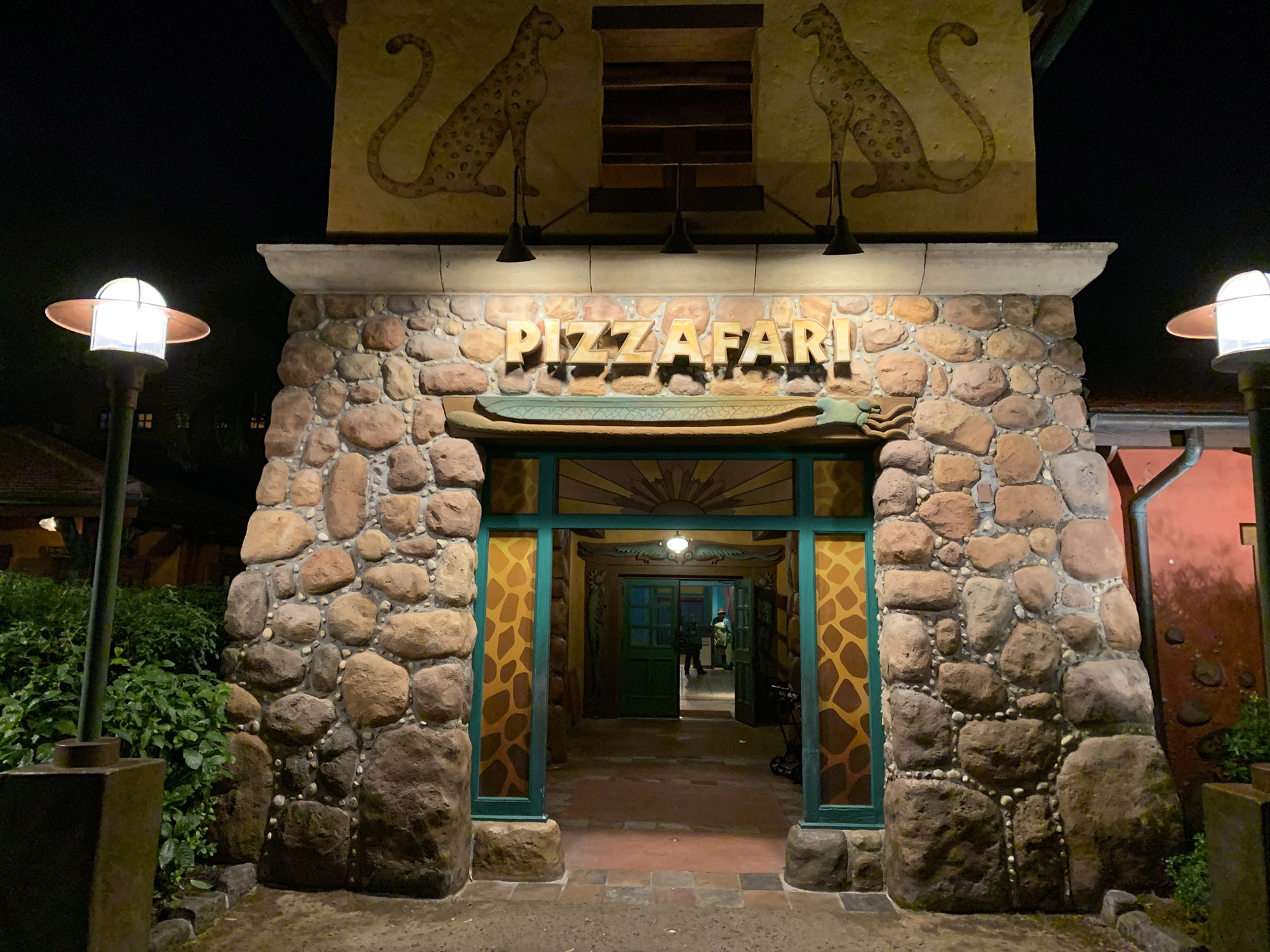 Best Places to Eat in Animal Kingdom [Dining Guide: Disney Restaurants]