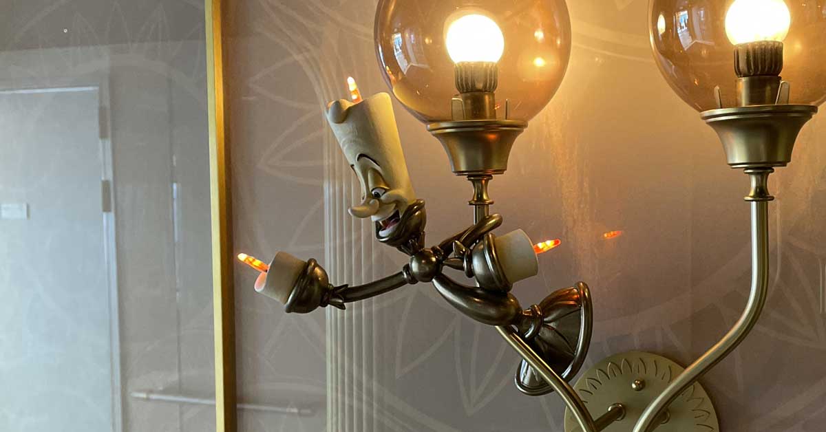Specialty Dining on Disney Cruise Line: Lumiere leads the way to Enchanté