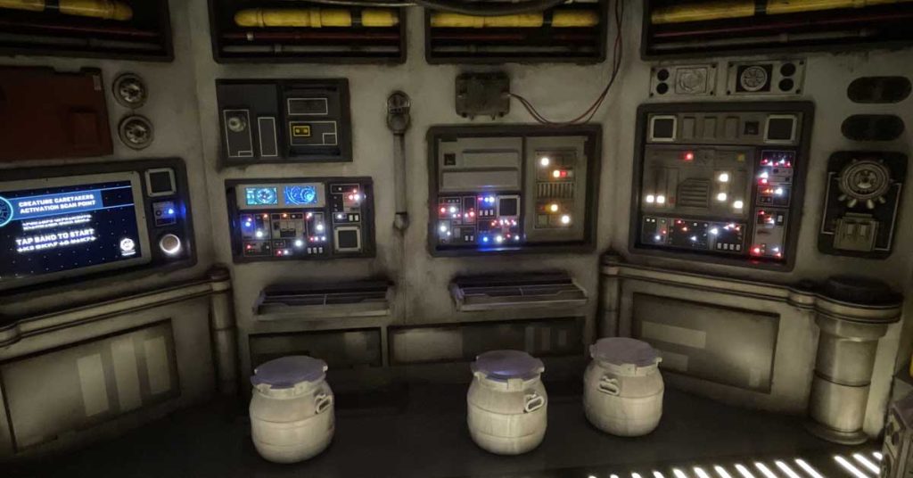 Become an intergalactic creature keeper at Star Wars: Cargo Bay