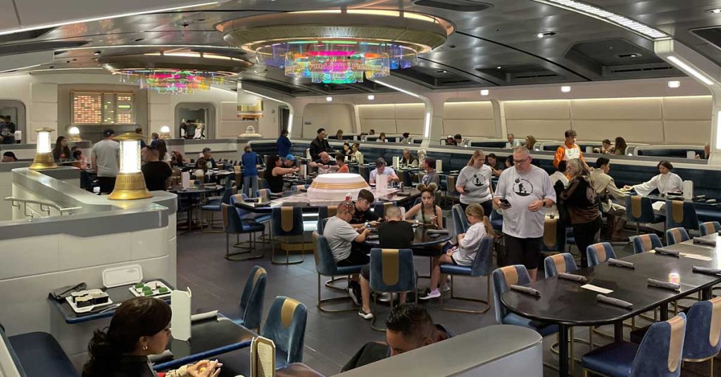 Starcruiser - Food - Crown of Corellia Dining Room