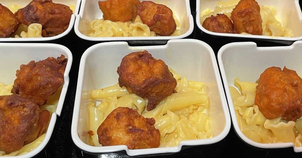 Starcruiser - Food - Dipped Tip Yip Chicken with Noodle Cheese