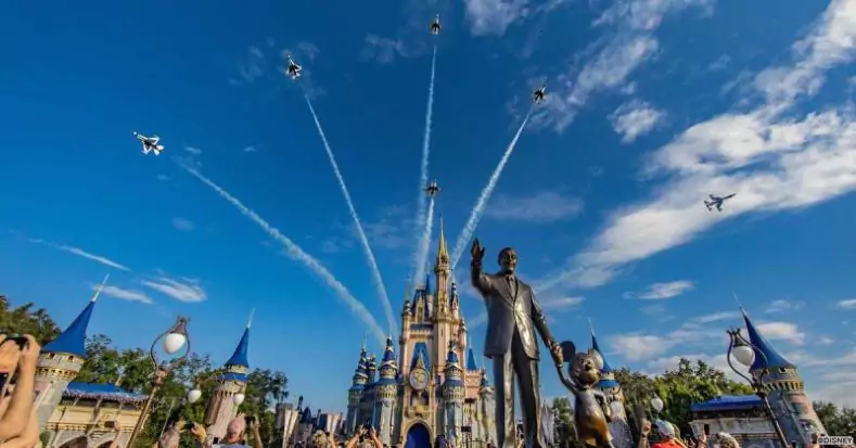 The Air Force Thunderbirds perform the Delta Break Maneuver over Cinderella Castle on October 27, 2022 | Image © Disney