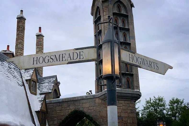 Wizarding World Hogsmeade and Hogwarts Signs