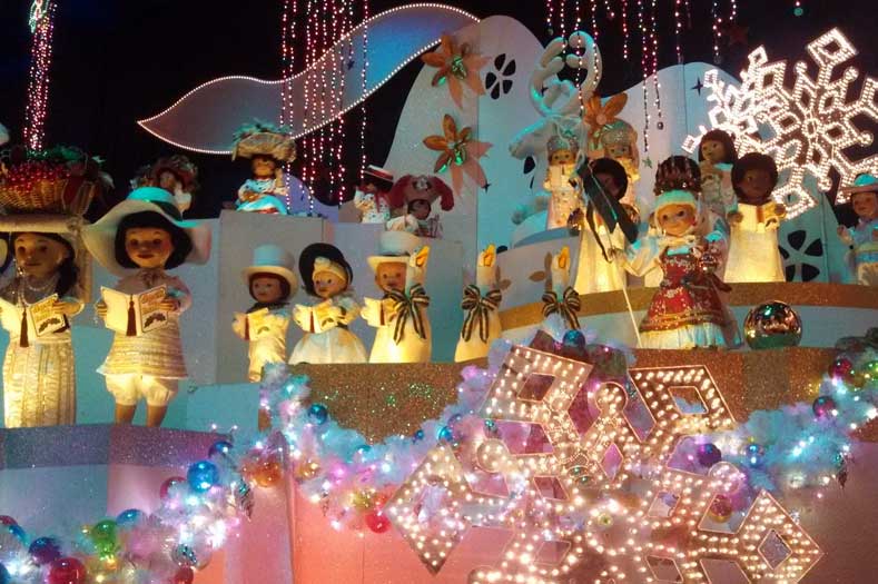 The singing dolls of the 
