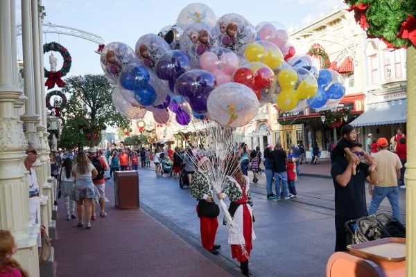which disney theme park is best? disneyland and disney world attractions