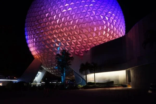 disney world vs disneyland comparison of resorts at disneyland and disney world