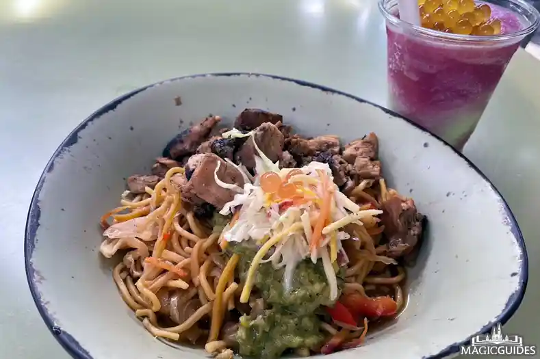 A noodle bowl and frozen drink at Satu'li Canteen, one of the healthiest restaurants at Disney World