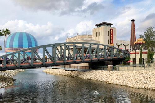 <center>Legal Notice - Creative Commons License - Attribution 3.0 United States (CC BY 3.0 US)</center>