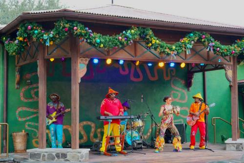 <center>Legal Notice - Creative Commons License - Attribution 3.0 United States (CC BY 3.0 US)</center>